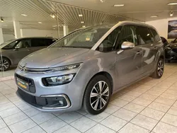 Grau Gebraucht 2017 Citroën Grand C4 Picasso SELECTION Van / Kleinbus | 12.950 € (Etwas zu teuer)