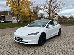 Weiß Gebraucht 2024 Tesla Model 3 Limousine | 38.900 € (Superpreis)