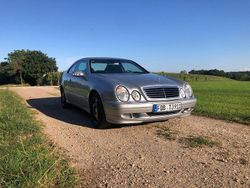 Silber Gebraucht 2001 Mercedes CLK230 Elegance Coupé | 3.500 € (Fairer Preis)