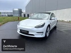 Weiß Gebraucht 2021 Tesla Model 3 Long Range Limousine | 28.900 € (Fairer Preis)