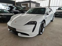 Weiß Gebraucht 2021 Porsche Taycan Turbo Chrono Limousine | 71.800 € (Superpreis)