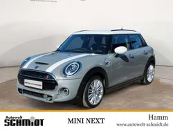 Moonwalk grey metallic Gebraucht 2020 Mini Cooper S Kleinwagen | 21.140 € (Fairer Preis)