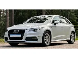 Weiß Gebraucht 2015 Audi A3 Sportback Attraction Kleinwagen | 14.999 € (Etwas zu teuer)