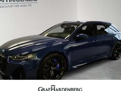 Blau Neu 2025 Audi RS6 Performance Kombi | 138.043 €