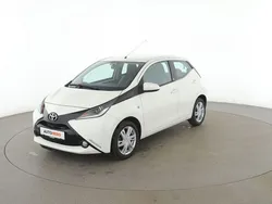 Weiß Gebraucht 2018 Toyota Aygo X-play Kleinwagen | 8.990 € (Fairer Preis)