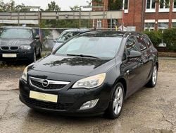 Graphitschwarz/carbon flash Gebraucht 2012 Opel Astra Kombi | 4.100 € (Guter Preis)