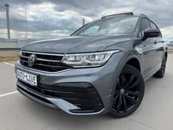 Grau Gebraucht 2023 VW Tiguan Allspace R-line SUV | 43.990 € (Etwas zu teuer)