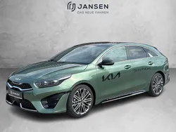 Grün Neu 2024 Kia ProCeed 2 Kleinwagen | 32.990 €