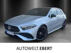 Hightechsilber Gebraucht 2024 Mercedes A250 AMG Kleinwagen | 46.880 €