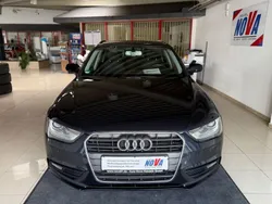 Blau Gebraucht 2014 Audi A4 Limousine | 9.190 € (Guter Preis)
