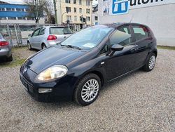 Blu lancia/suggestivo/fontana Gebraucht 2015 Fiat Punto Pop Limousine | 3.500 € (Fairer Preis)