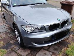 Grau Gebraucht 2010 BMW 118 Advantage Kleinwagen | 3.699 € (Fairer Preis)