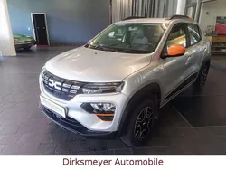 Silber Gebraucht 2022 Dacia Spring Essentiel Kleinwagen | 11.600 € (Fairer Preis)