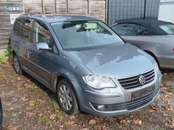 Mountain grey metallic Gebraucht 2009 VW Touran Highline Van / Kleinbus | 3.950 € (Guter Preis)