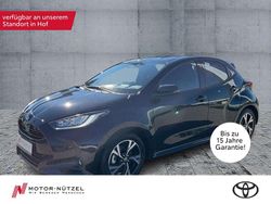 Black mica / ink Neu 2025 Toyota Yaris Hybrid Comfort Limousine | 25.990 € (Fairer Preis)