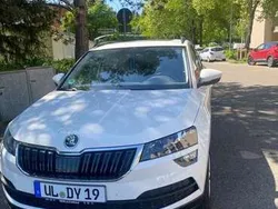 Weiß Gebraucht 2019 Skoda Karoq Style SUV | 21.800 € (Guter Preis)