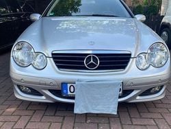 Silber Gebraucht 2005 Mercedes CL200 Coupé | 6.500 €