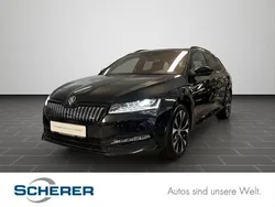 Schwarz magic perleffekt Gebraucht 2021 Skoda Superb SportLine Kombi | 22.800 € (Guter Preis)