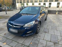 Blau Gebraucht 2014 Opel Astra Limousine | 3.750 € (Superpreis)
