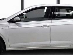 Reflexsilber metallic Gebraucht 2023 VW Polo Life Kleinwagen | 15.950 € (Fairer Preis)