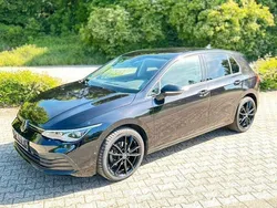 Schwarz Gebraucht 2022 VW Golf VIII Limousine | 20.300 € (Guter Preis)