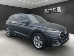 Manhattangrau metallic (metallic) Gebraucht 2021 Audi Q5 Ambiente SUV | 36.400 €