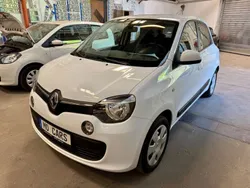 Weiß Gebraucht 2016 Renault Twingo Life Kleinwagen | 7.490 € (Fairer Preis)