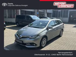 Grau Gebraucht 2016 Toyota Auris Touring Sports Comfort Kombi | 13.750 € (Etwas zu teuer)