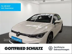 Weiß Gebraucht 2021 VW Golf VIII Style Limousine | 22.999 € (Fairer Preis)