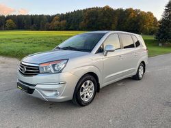Silber Gebraucht 2016 Ssangyong (KGM) Rodius Crystal Van / Kleinbus | 8.999 €