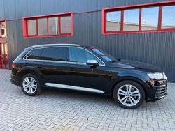 Schwarz metallic Gebraucht 2017 Audi SQ7 Sport SUV | 47.600 € (Teuer)