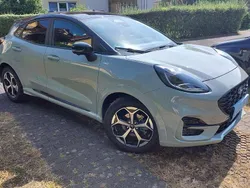 Grau Gebraucht 2024 Ford Puma Gen-E ST-Line X SUV | 27.400 €