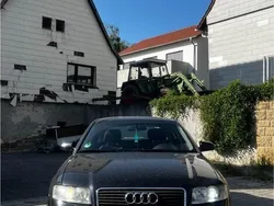 Schwarz Gebraucht 2001 Audi A4 Limousine | 999 € (Superpreis)