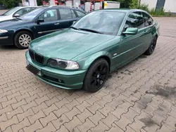 Grün Gebraucht 2000 BMW 320 Sport Line Coupé | 9.900 €