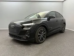 Schwarz Gebraucht 2022 Audi Q4 e-tron Comfort SUV | 29.999 €