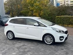 Clear white Gebraucht 2017 Kia Carens FIFA World Cup Edition Van / Kleinbus | 9.600 € (Superpreis)