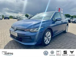 Anemonenblau Gebraucht 2024 VW Golf VIII Life Limousine | 26.998 € (Etwas zu teuer)