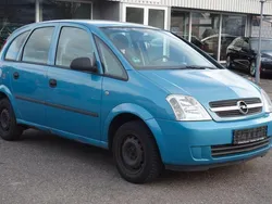 Blau Gebraucht 2004 Opel Meriva Basis Van / Kleinbus | 400 € (Superpreis)