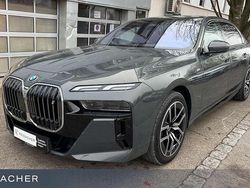 Grau Gebraucht 2024 BMW i7 Comfort Edition Limousine | 93.299 € (Superpreis)