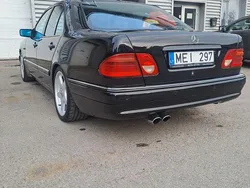 Schwarz Gebraucht 1998 Mercedes E430 Avantgarde Limousine | 7.000 € (Superpreis)