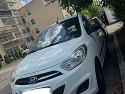 Weiß Gebraucht 2013 Hyundai i10 Edition Kleinwagen | 3.200 € (Fairer Preis)