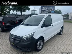 Weiß Gebraucht 2020 Mercedes Vito Van / Kleinbus | 19.028 € (Teuer)