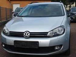 Silber Gebraucht 2013 VW Golf VI Match Kombi | 4.850 € (Guter Preis)