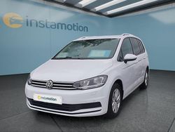 Weiß Gebraucht 2024 VW Touran Van / Kleinbus | 31.199 € (Fairer Preis)