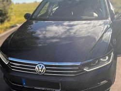 Grau Gebraucht 2015 VW Passat Highline Kombi | 10.985 € (Fairer Preis)