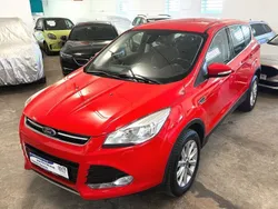 Rot Gebraucht 2015 Ford Kuga Titanium SUV | 10.690 € (Fairer Preis)