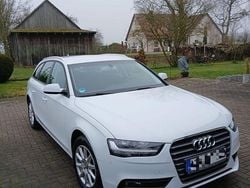 Weiß Gebraucht 2015 Audi A4 Ambiente Kombi | 12.000 € (Guter Preis)
