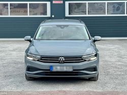 Grau Gebraucht 2022 VW Passat Trendline Kombi | 19.500 € (Guter Preis)