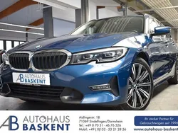 Blau Gebraucht 2021 BMW 330 Sport Line Kombi | 29.490 € (Guter Preis)