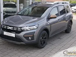 Schwarz Gebraucht 2022 Dacia Jogger Extreme Van / Kleinbus | 27.955 € (Fairer Preis)
